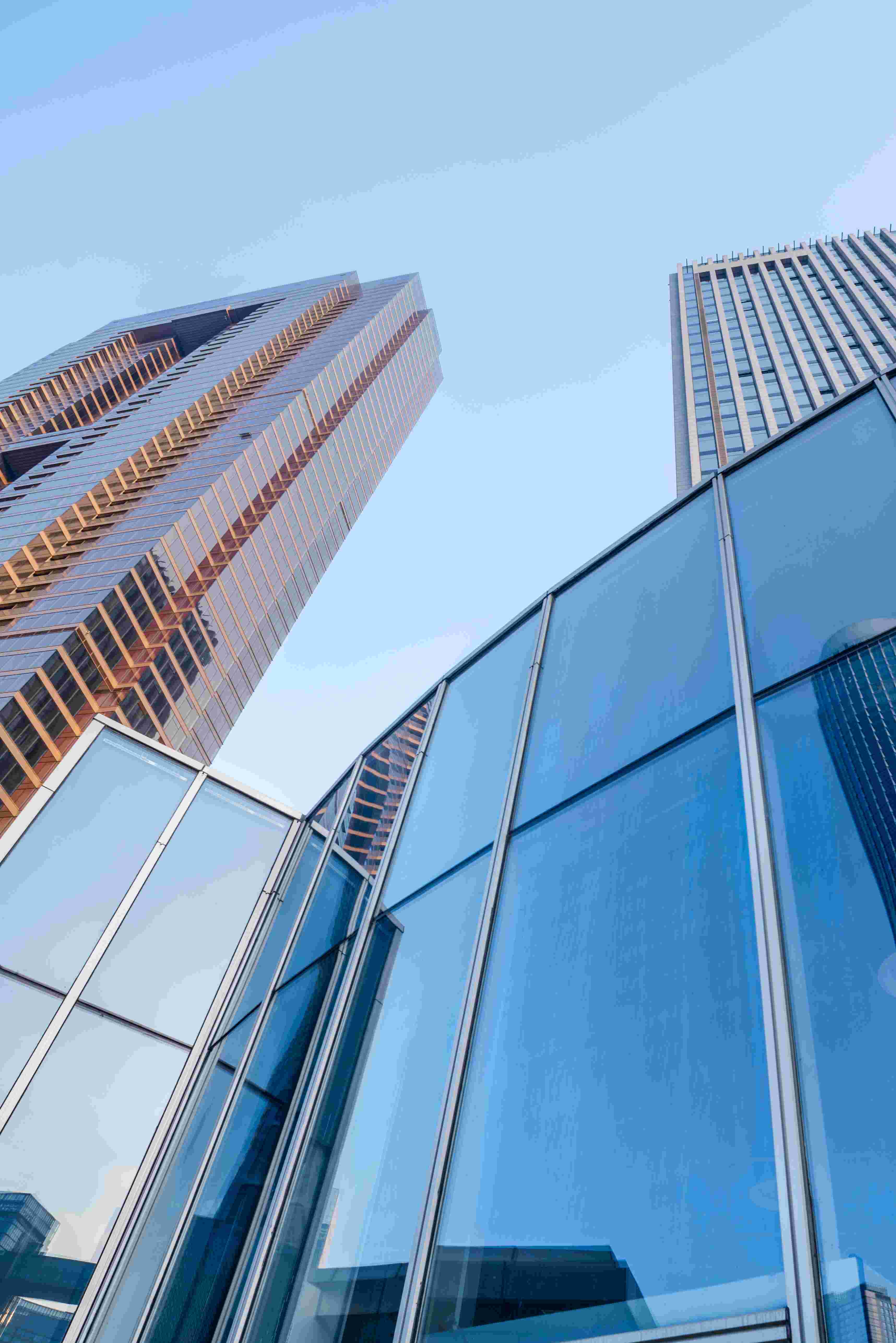 Top Aluminium and Glass Companies in UAE – How to Choose the Best?